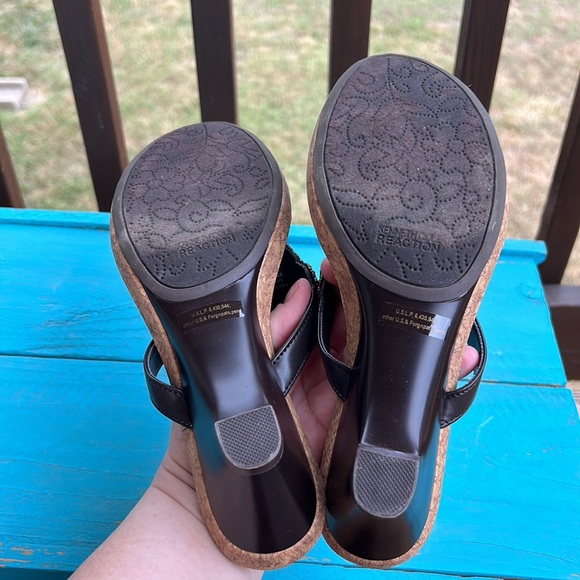 Kenneth Cole Reaction Ladies size 7.5 Pretty Glam Sandals - Picture 9 of 9